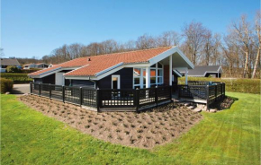 Awesome Home In Sjølund With Sauna, Hejls
